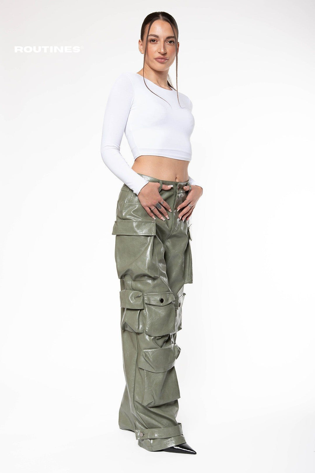 Ahvery Vinyl Multipocket Leatherlook Cargo Pants - Khaki Pants Routines Fashion   