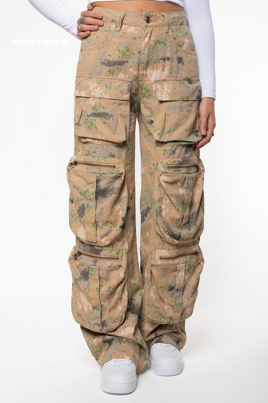 Maren Camouflage Cargo Pants - Sand Pants Routines Fashion   