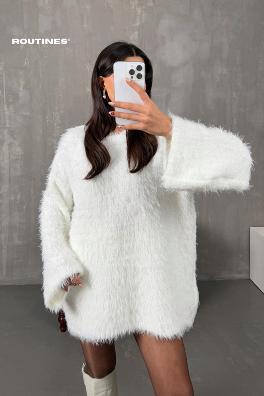 Routines Oversized Fluffy Knit - White 3546 Knits Routines Fashion