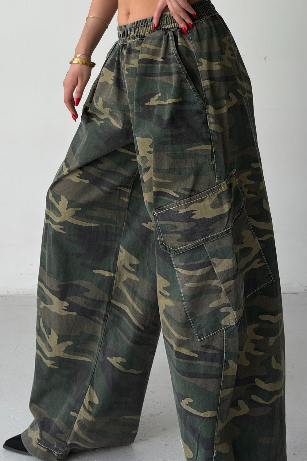 Routines Balloon Camouflage Cargo Pants - Khaki 2029