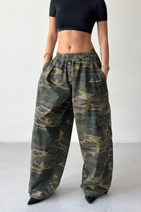 Routines Balloon Camouflage Cargo Pants - Khaki 2029