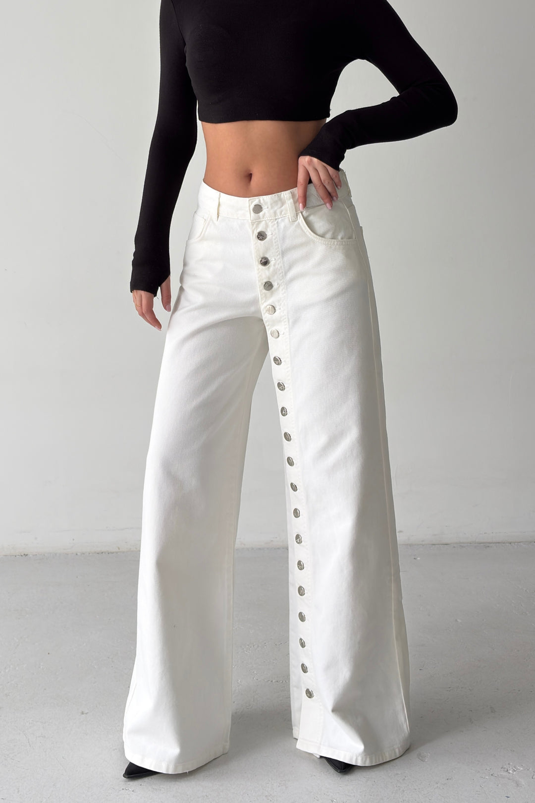 Routines Buttons Detail Jeans - White 1906 Jeans Routines Fashion