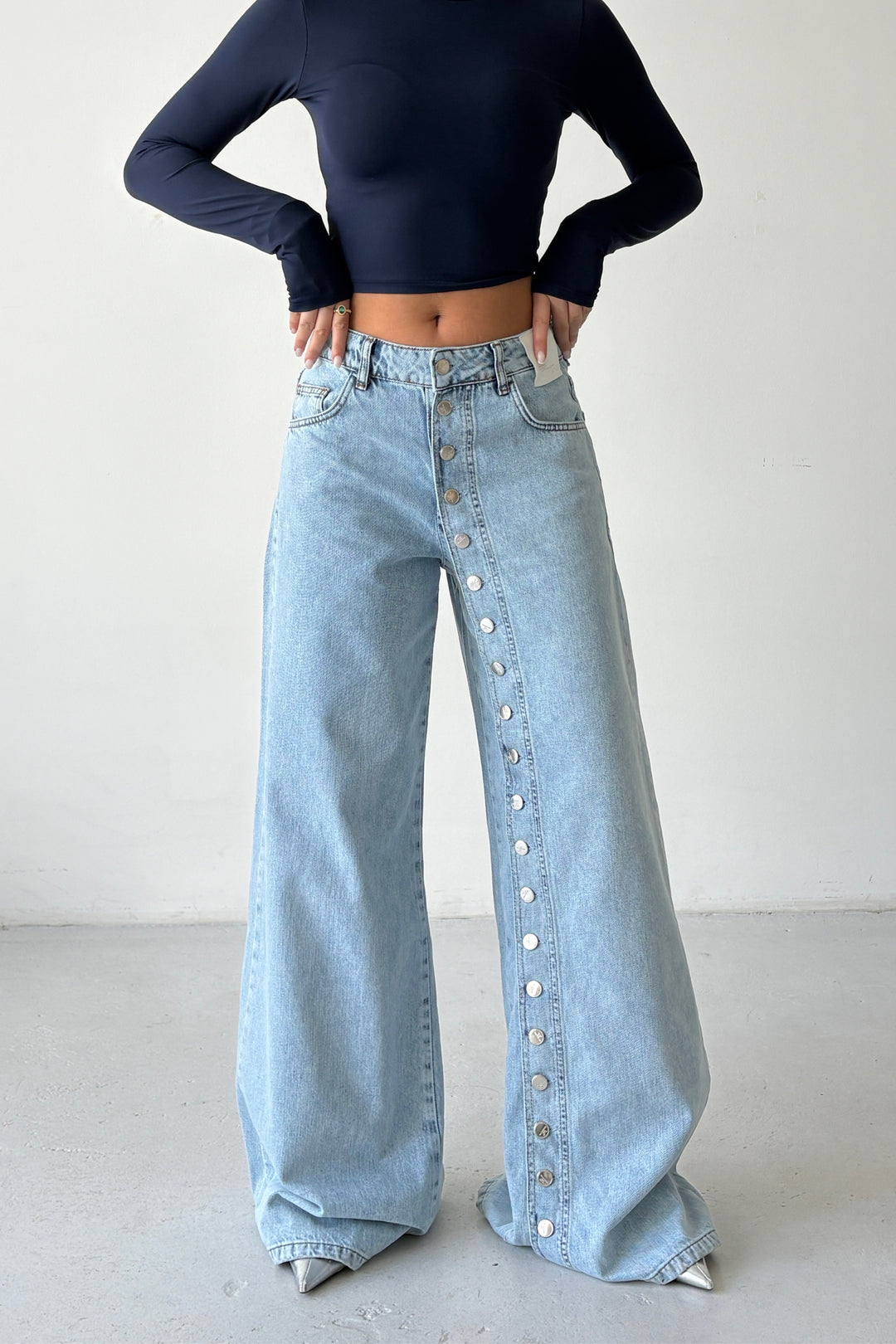 Routines Buttons Detail Jeans 1906