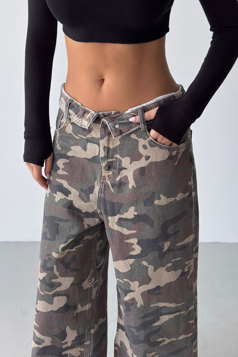 Routines Camouflage Folded Waist Jeans 2812