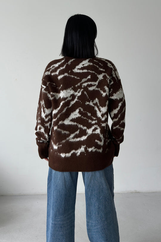 Routines Camouflage Oversized Knit - Brown 0138 - ROUTINES