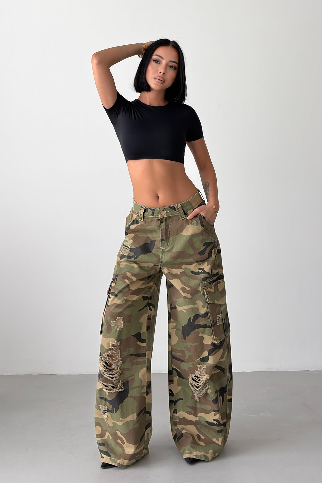 Routines Camouflage Ripped Cargo Jeans 8922