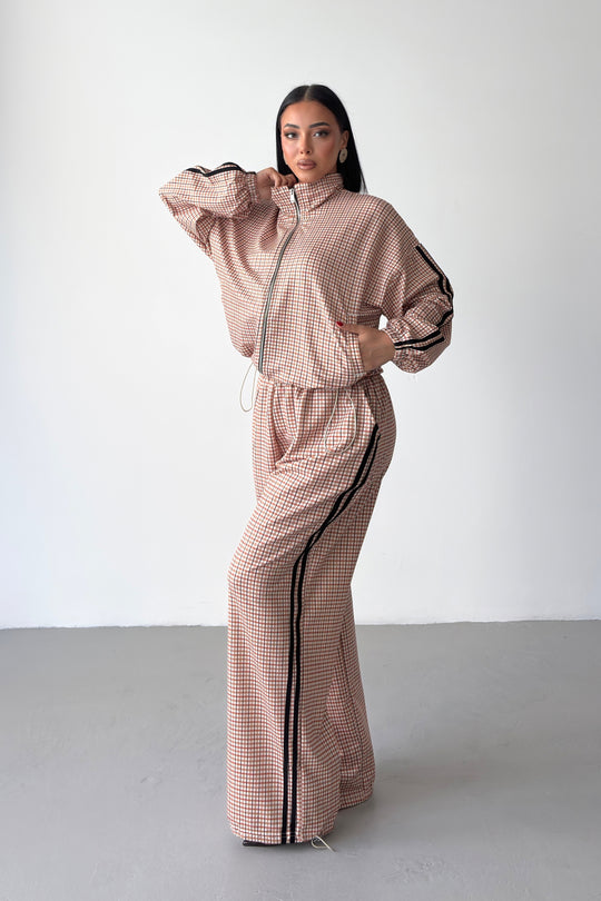 Routines Checkered Striped Tracksuit - Coral 7012