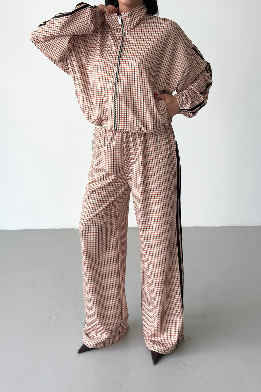 Routines Checkered Striped Tracksuit - Coral 7012