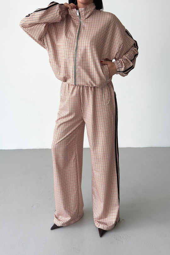 Routines Checkered Striped Tracksuit - Coral 7012