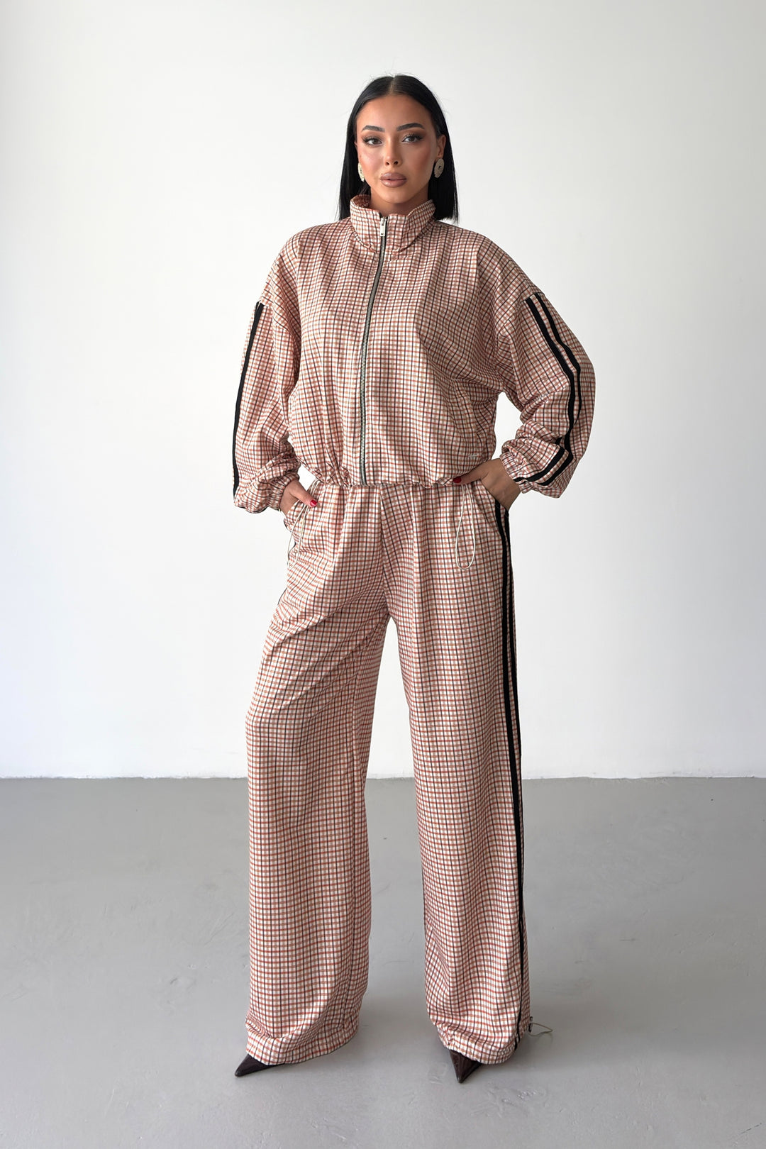 Routines Checkered Striped Tracksuit - Coral 7012