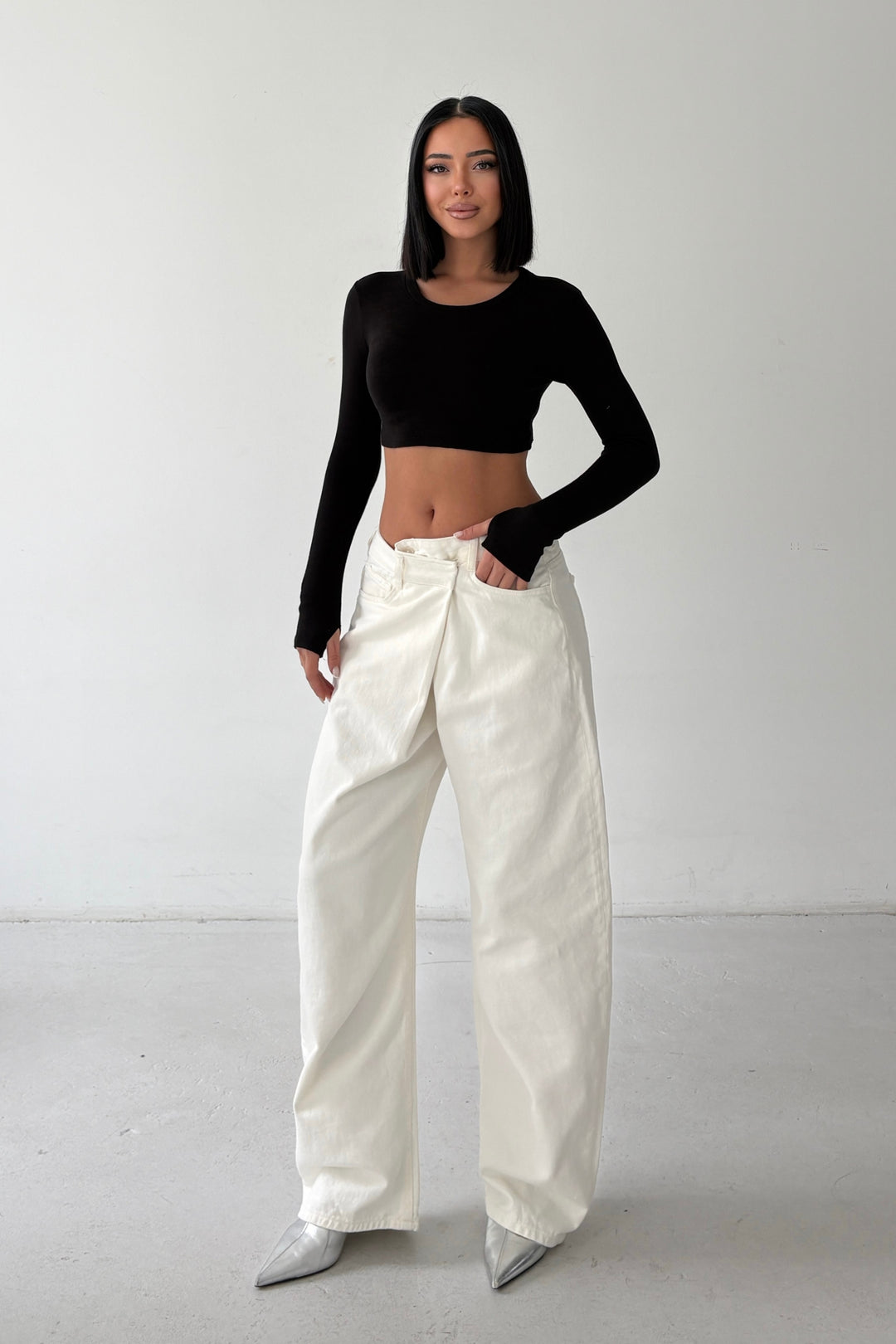 Routines Cross Waist Baggy Jeans - Cream 5020