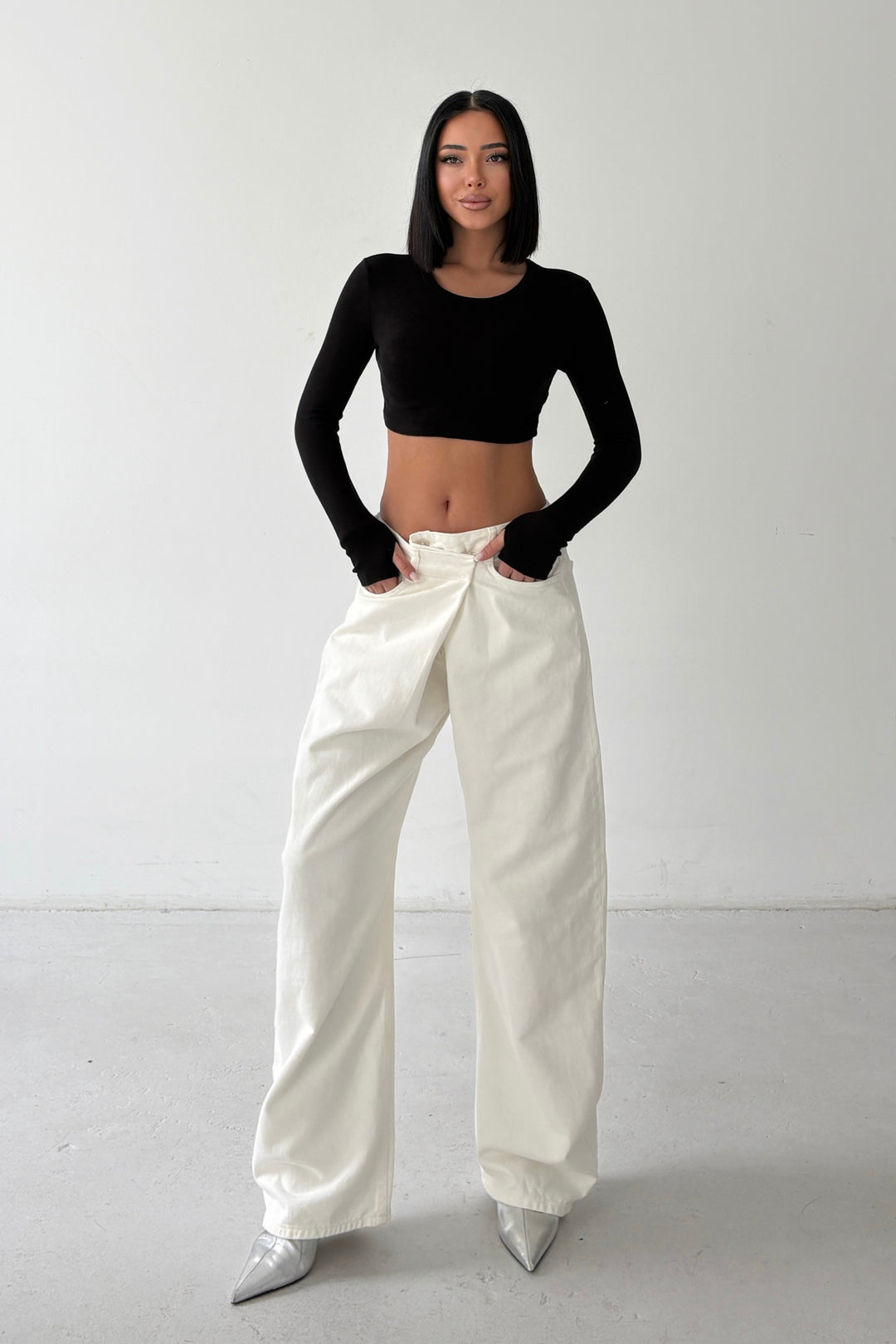 Routines Cross Waist Baggy Jeans - Cream 5020