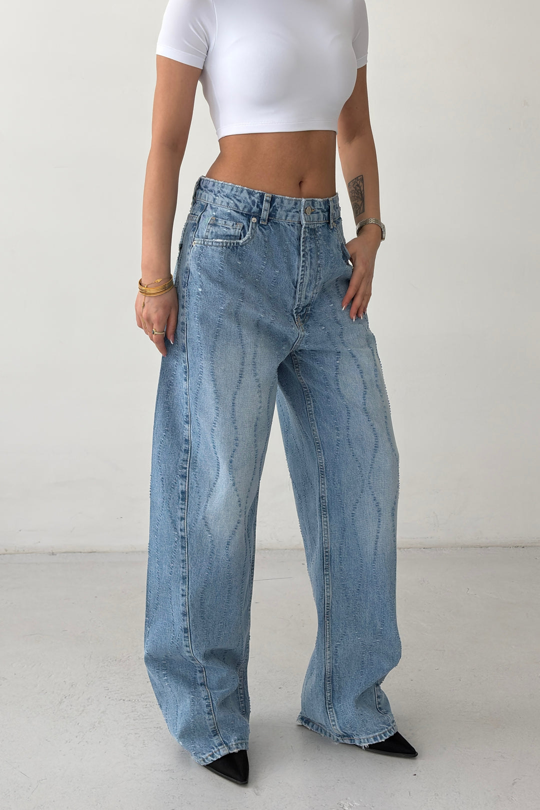Routines Distressed Baggy Jeans - Mid Blue 8186 - ROUTINES