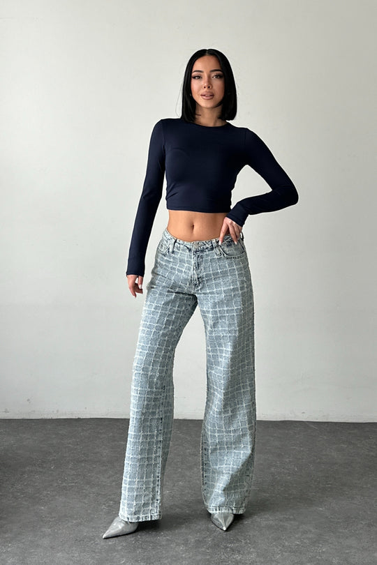 Routines Distressed Mid-waist Jeans 5544