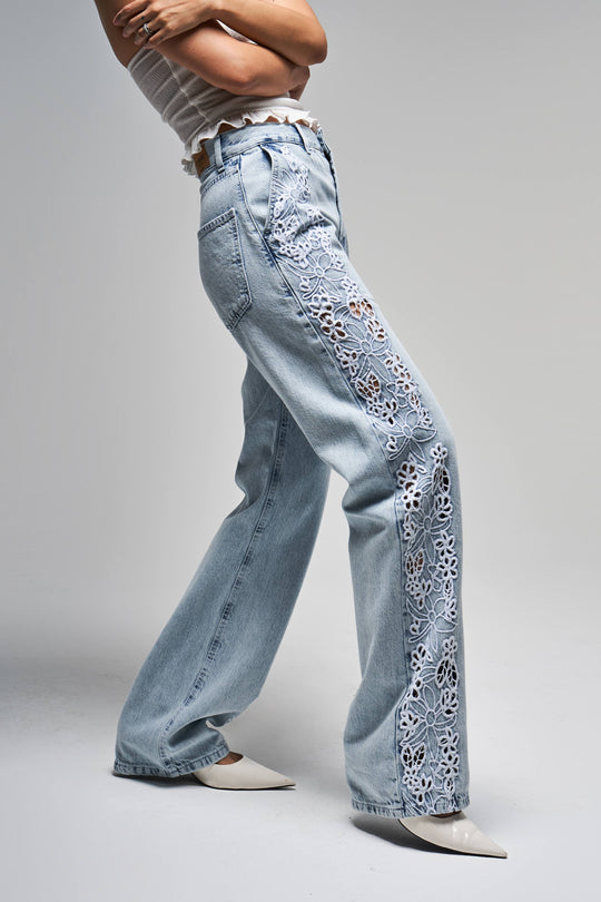 Routines Embroidered Straight Leg Jeans 3903 - ROUTINES
