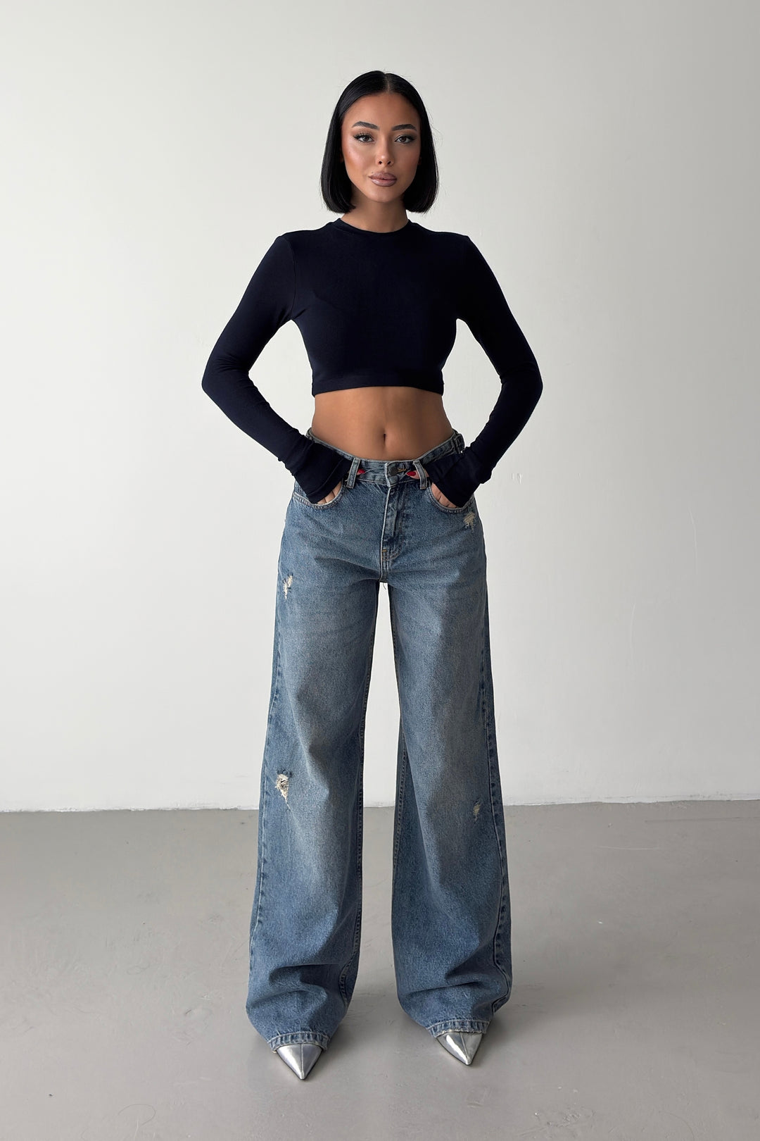 Routines Embroidery Adjustable Waist Jeans 1574-1-1