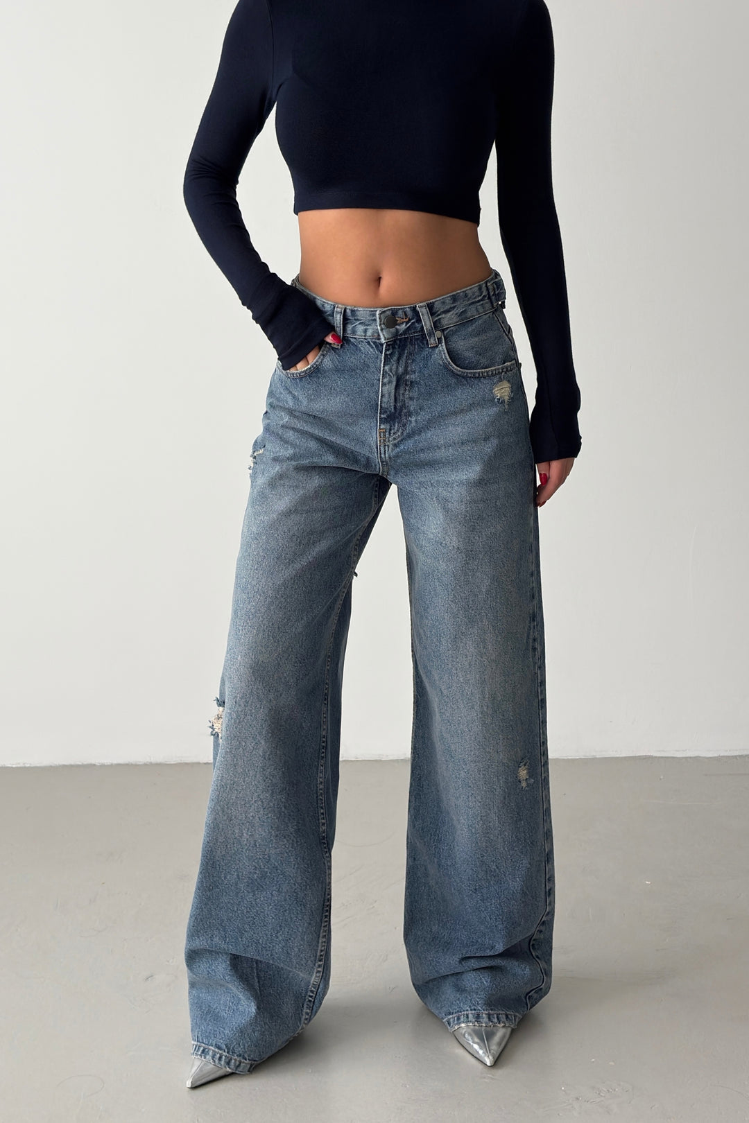 Routines Embroidery Adjustable Waist Jeans 1574-1-1