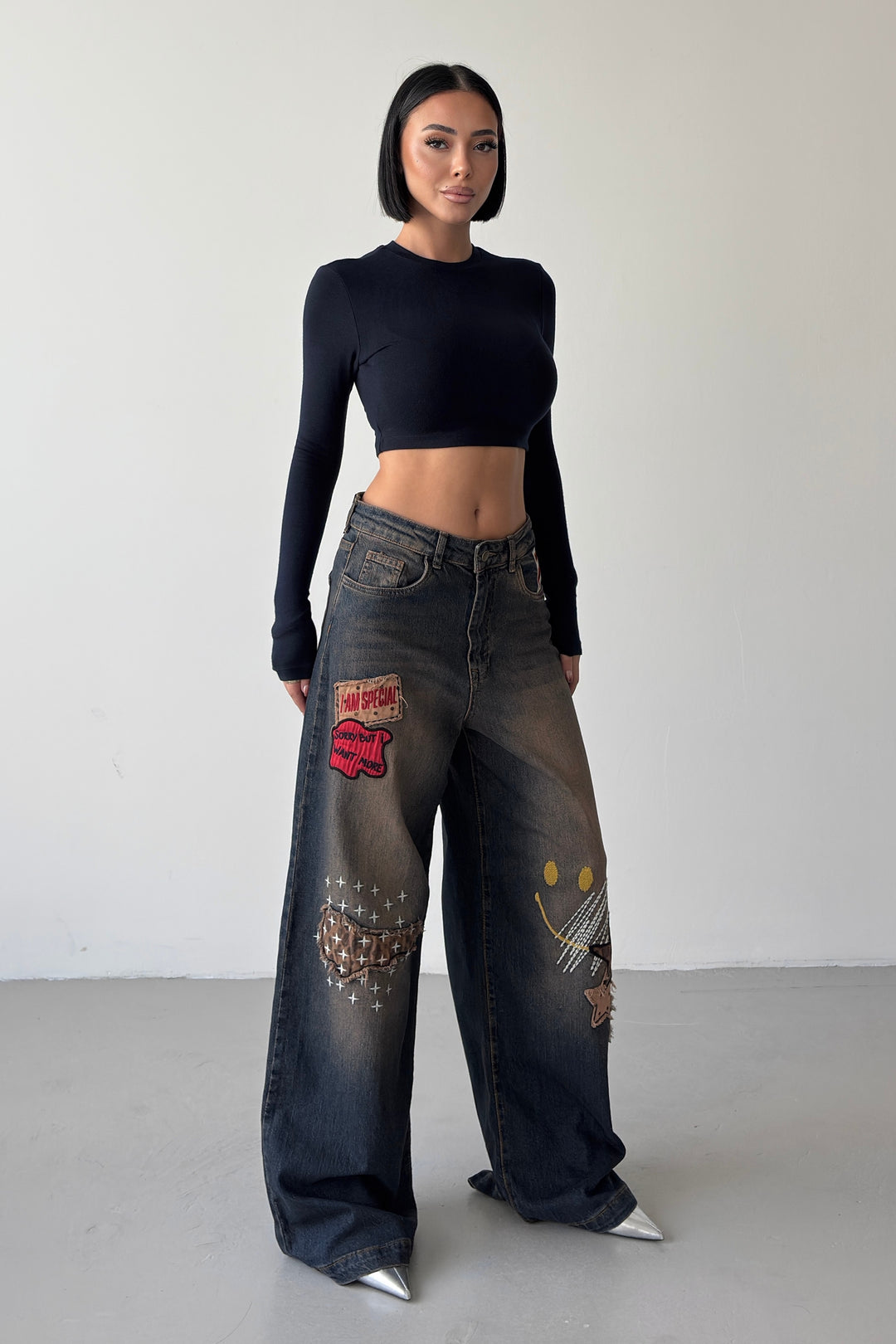 Routines Embroidery Patched Detail Jeans 5614 - ROUTINES