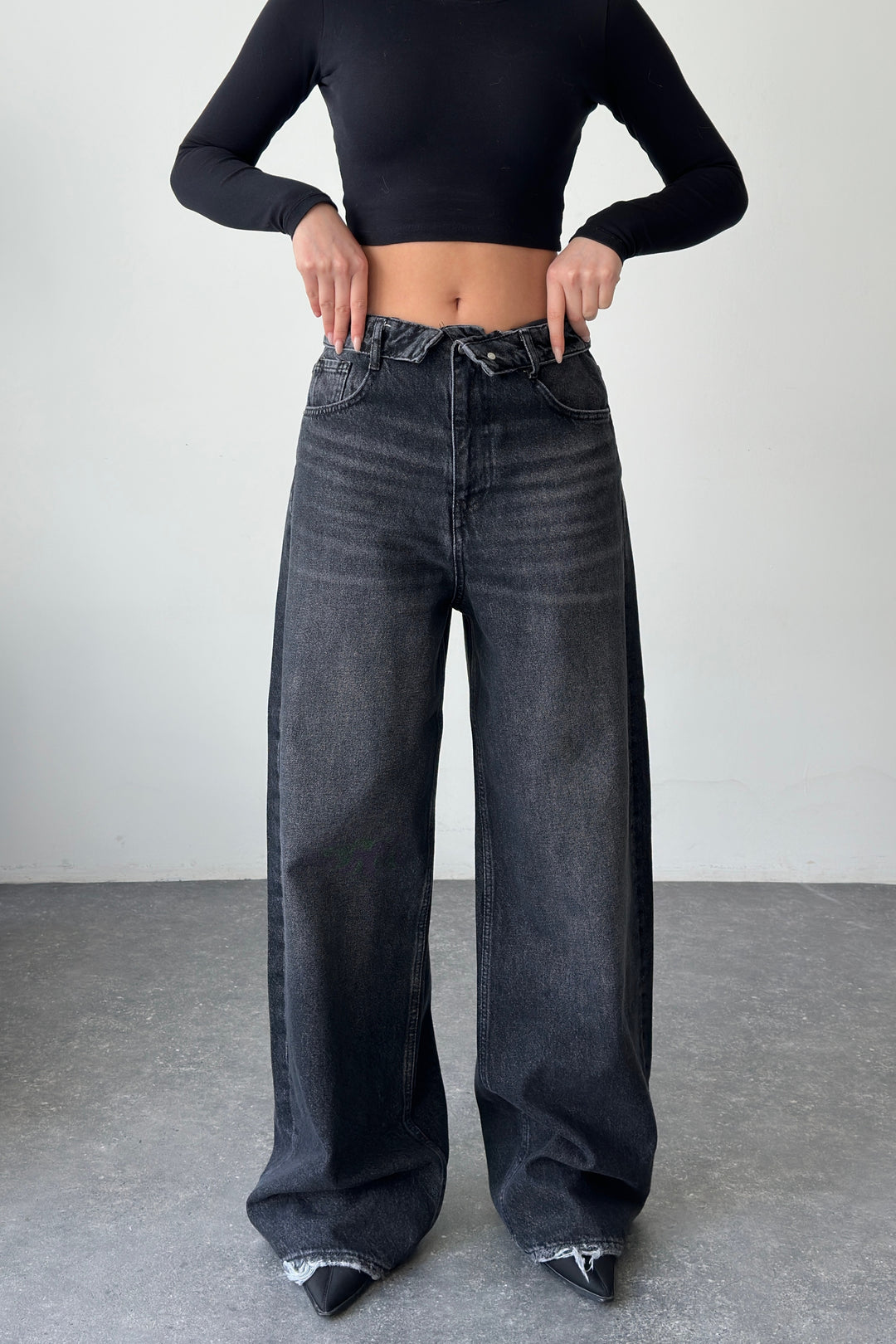 Routines Folded Waist Baggy Jeans - Washed Black 3724 Jeans Routines Fashion