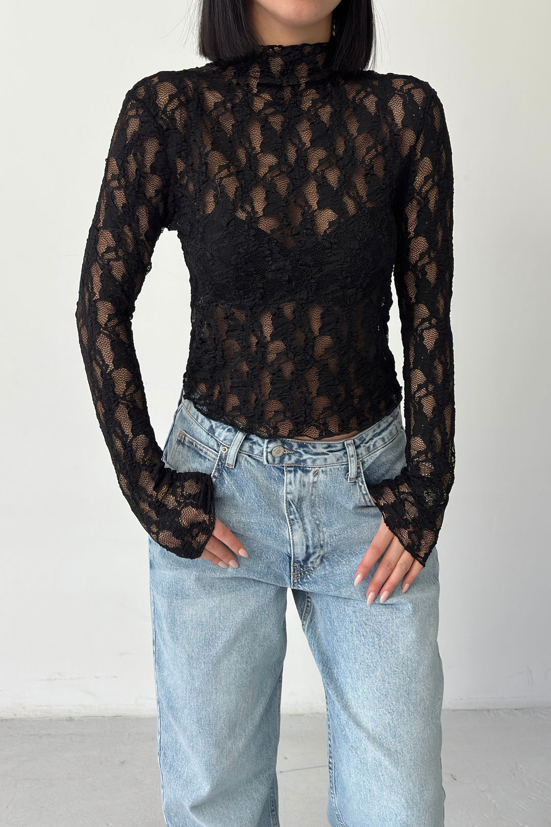 Routines Lace Longsleeve Top - Black 4642 - ROUTINES