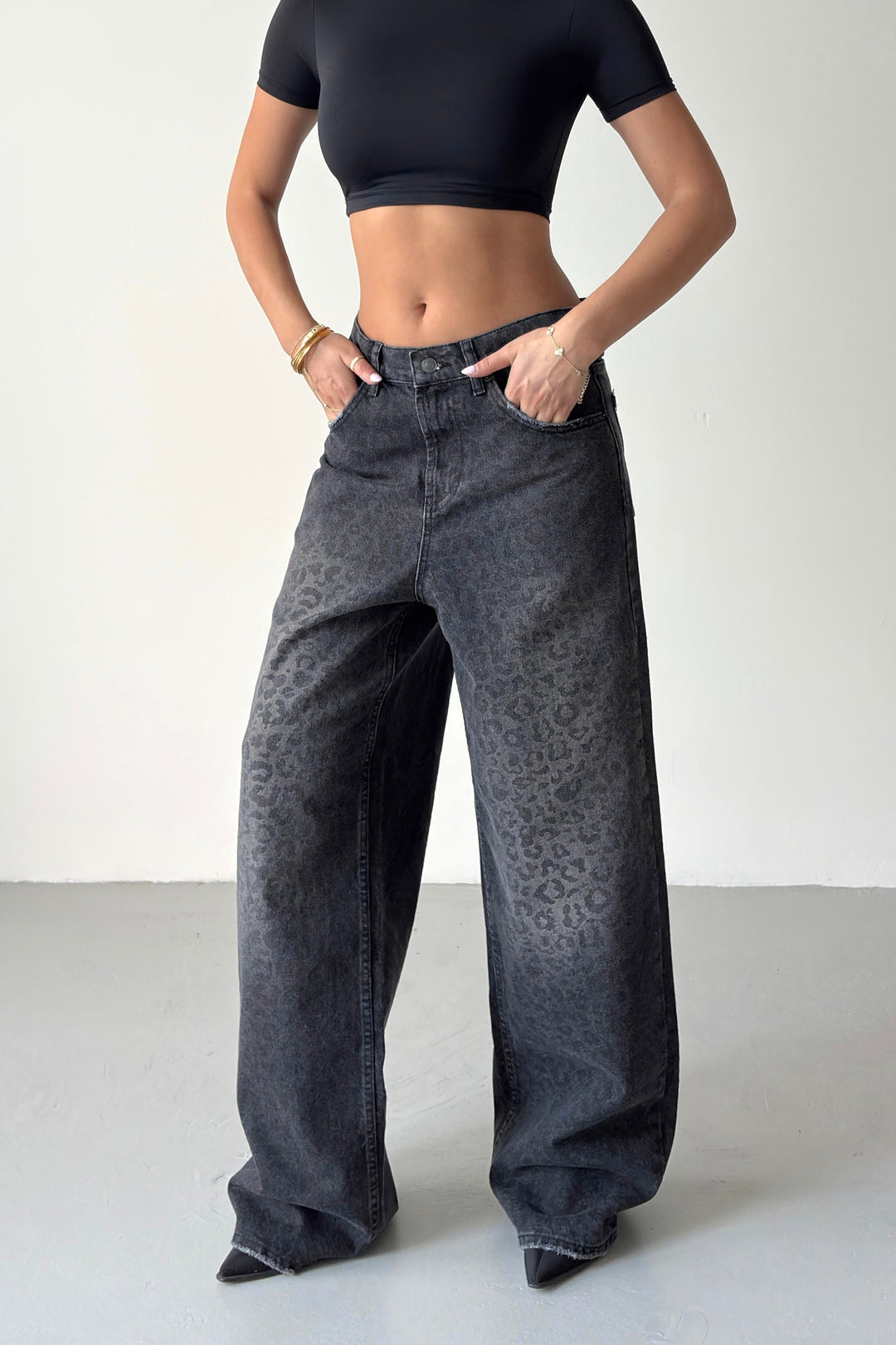 Routines Loose Washed Leopard Baggy Jeans 1751