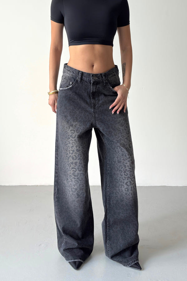 Routines Loose Washed Leopard Baggy Jeans 1751