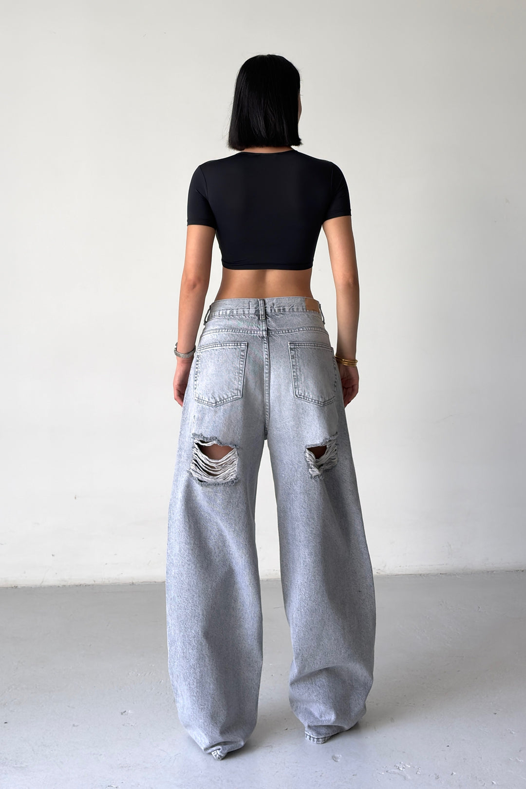 Routines Mid-rise Loose Ripped Jeans - Grey 3103