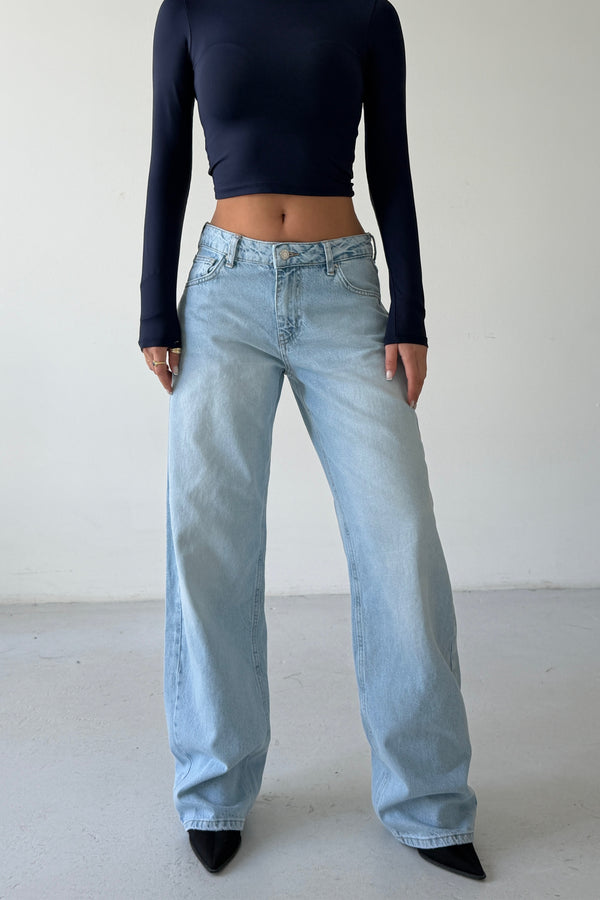 Routines Mid-waist Seam Detail Jeans 4738