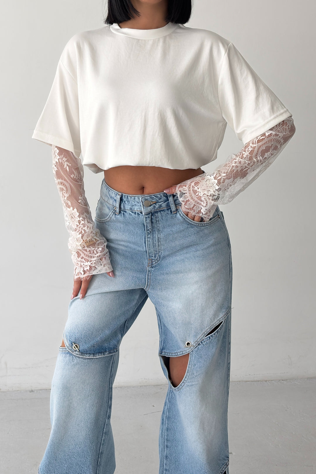Routines Oversized Lace Sleeve T-shirt - White 2679 - ROUTINES