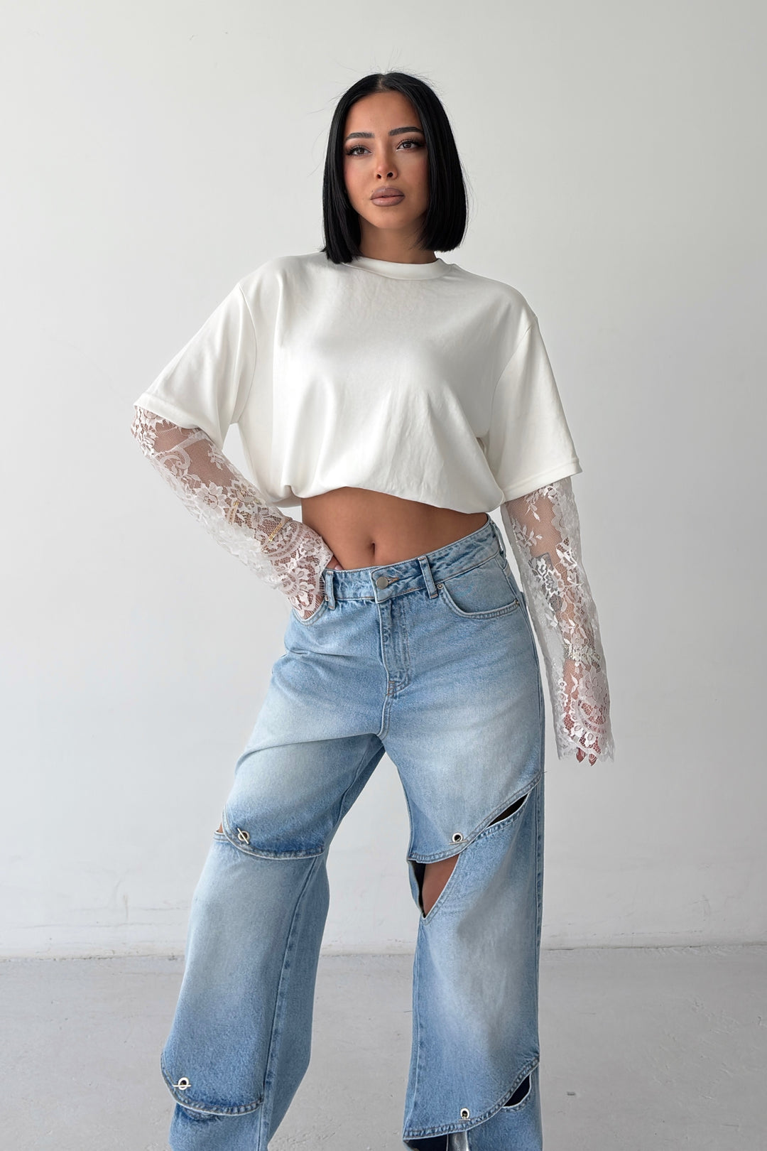 Routines Oversized Lace Sleeve T-shirt - White 2679 - ROUTINES