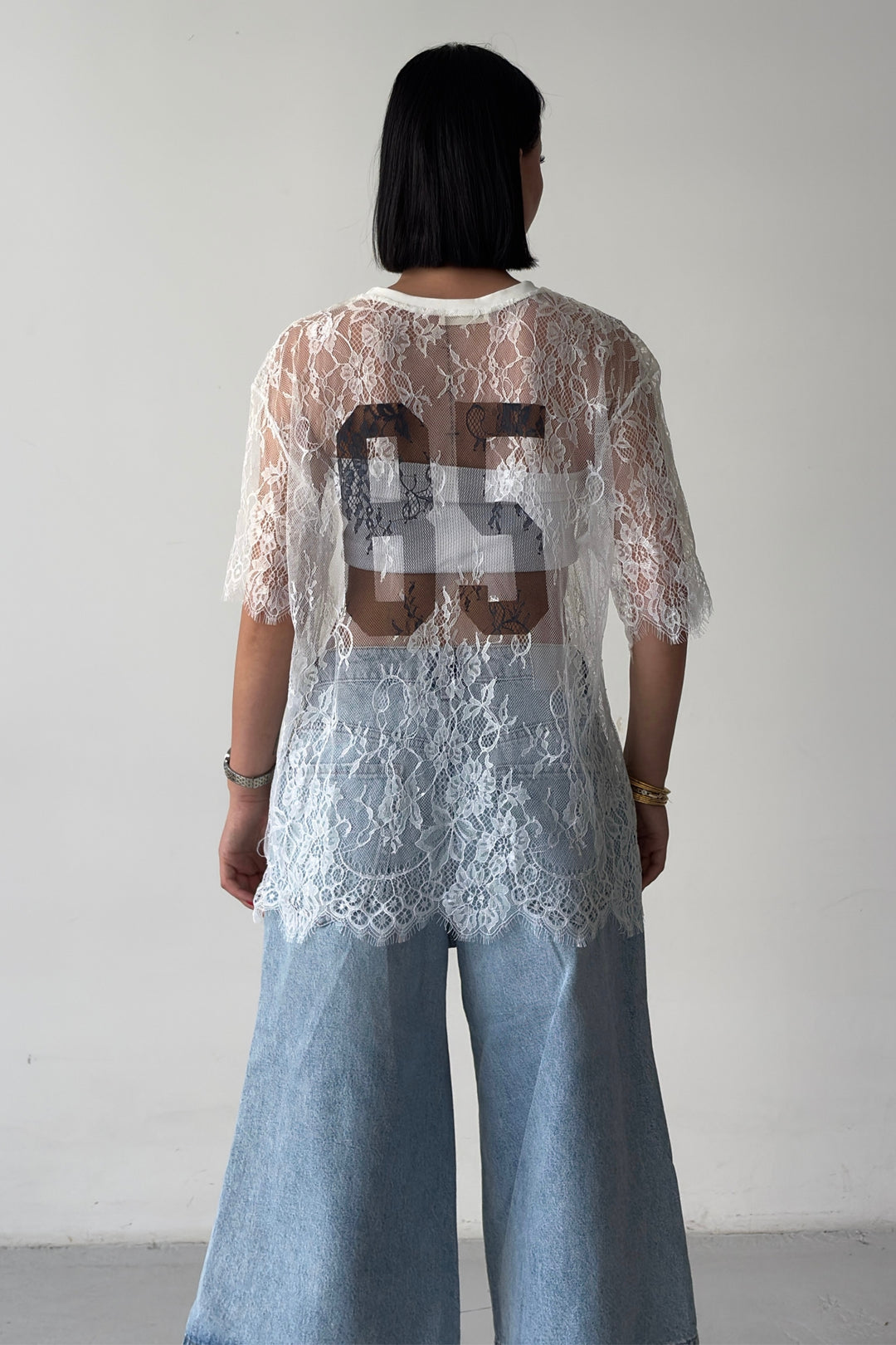 Routines Oversized Lace T-shirt - White 1098 - ROUTINES