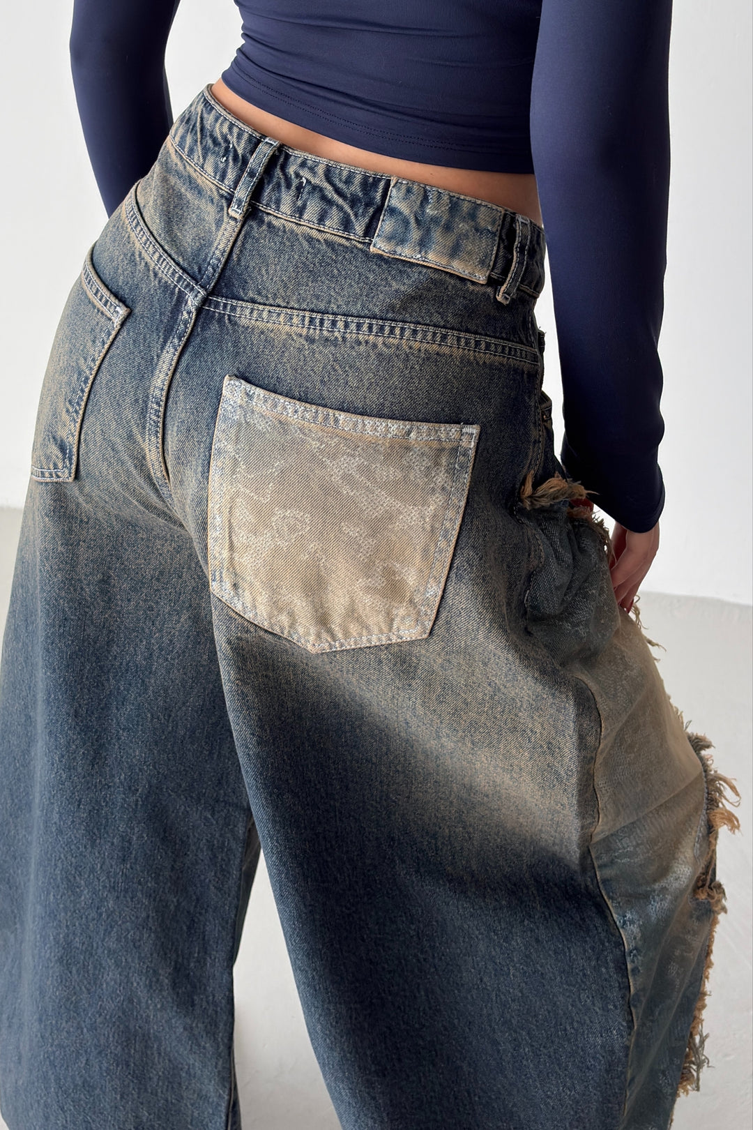 Routines Patched Balloon Baggy Jeans 5589