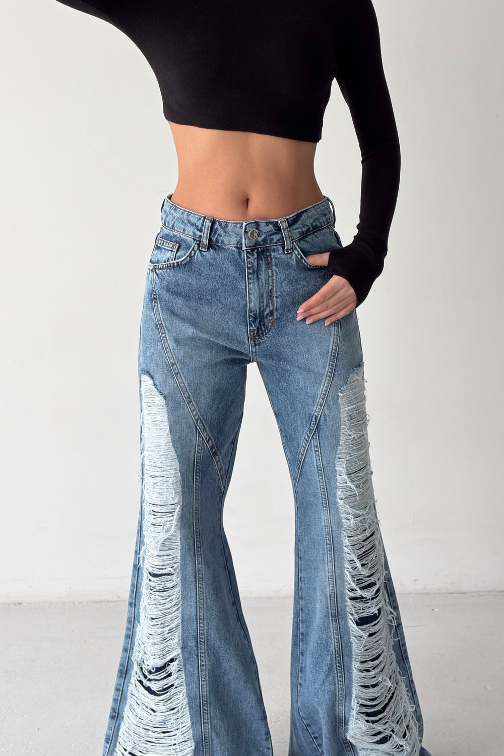 Routines Ripped Detail Flared Jeans 1913 Jeans Routines Fashion