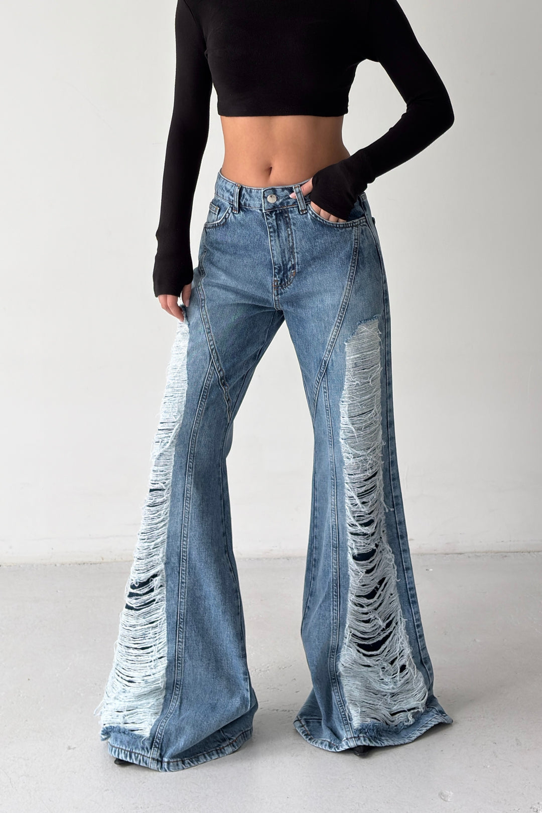 Routines Ripped Detail Flared Jeans 1913 Jeans Routines Fashion