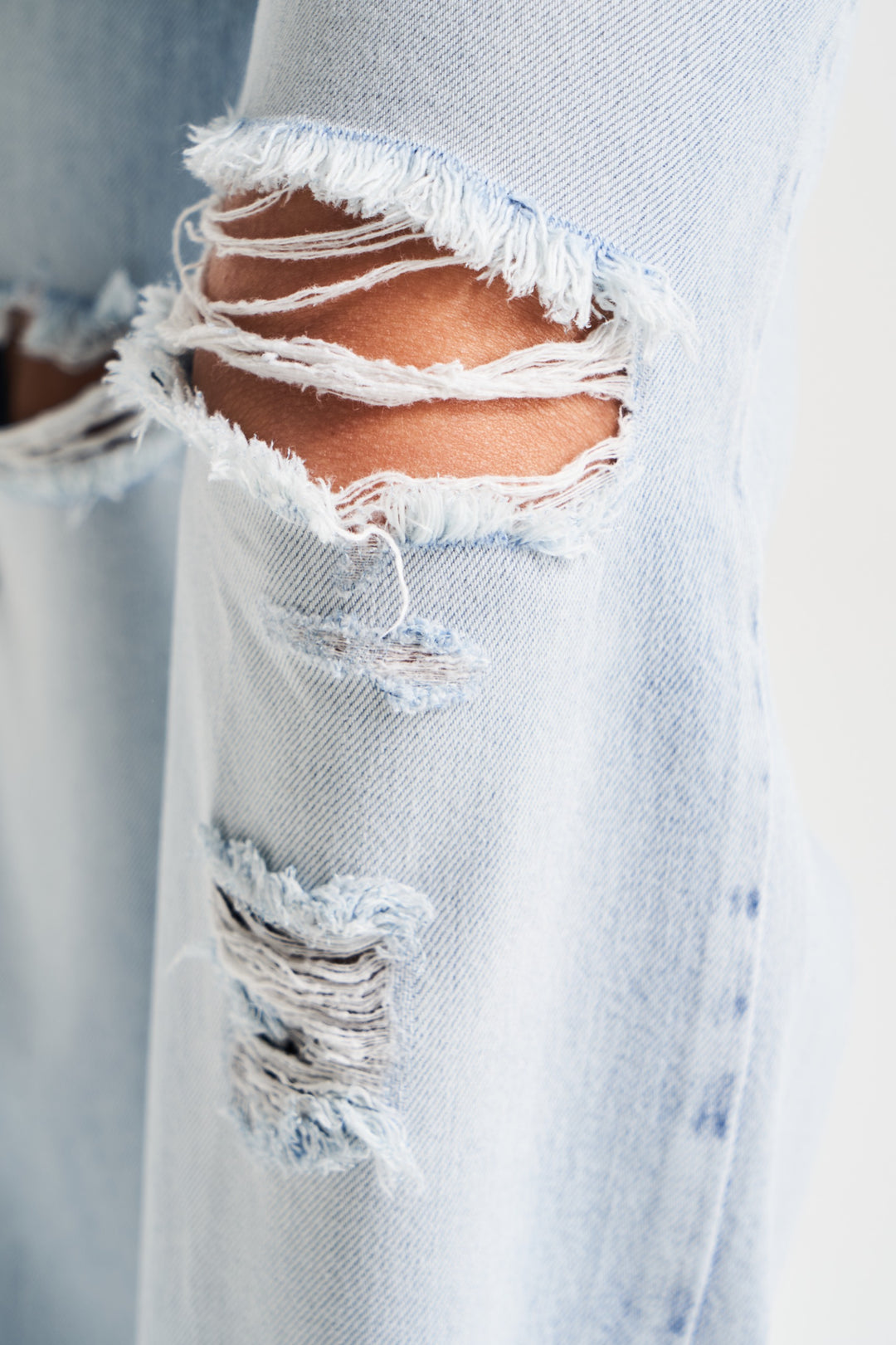 Routines Ripped Straight Leg Jeans 3750 - ROUTINES