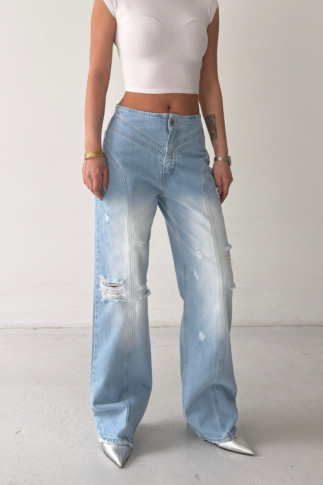 Routines Seam Detail Ripped Jeans D-391 - ROUTINES