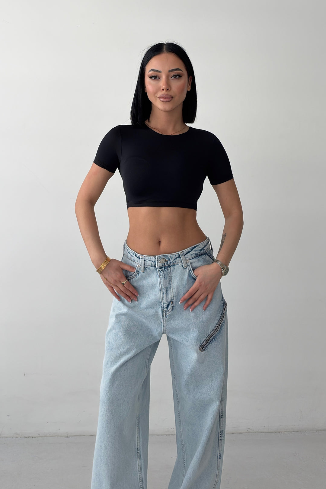 Routines Stretch Crop Top - Black 2429 - ROUTINES