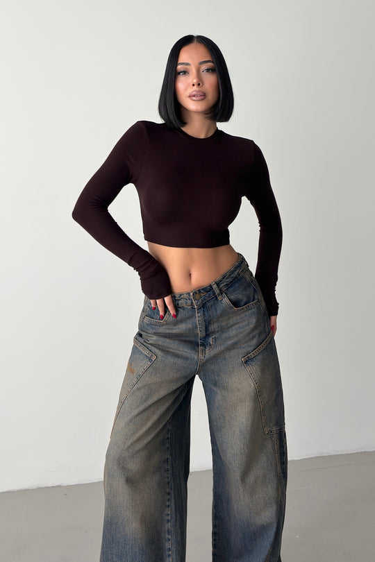Routines Stretch Longsleeve Crop Top - Brown 4006