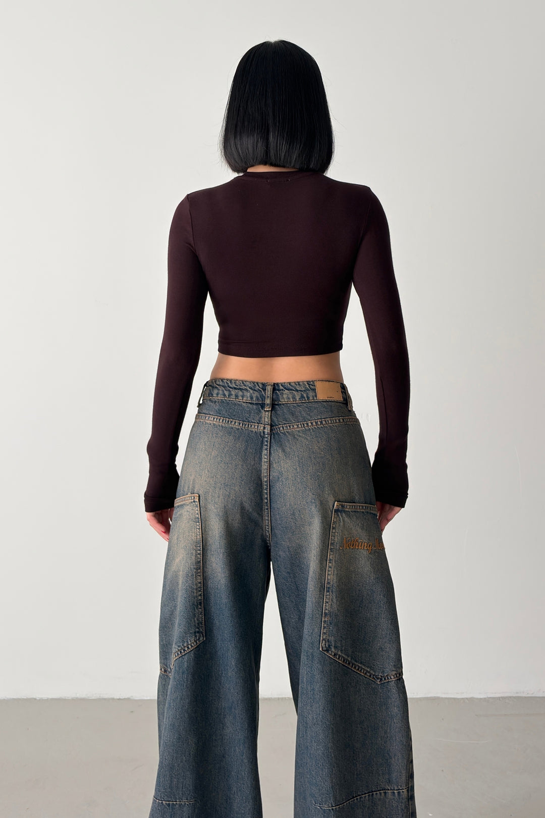 Routines Stretch Longsleeve Crop Top - Brown 4006