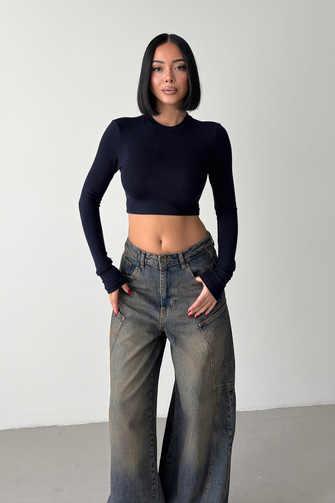 Routines Stretch Longsleeve Crop Top - Navy Blue 4006