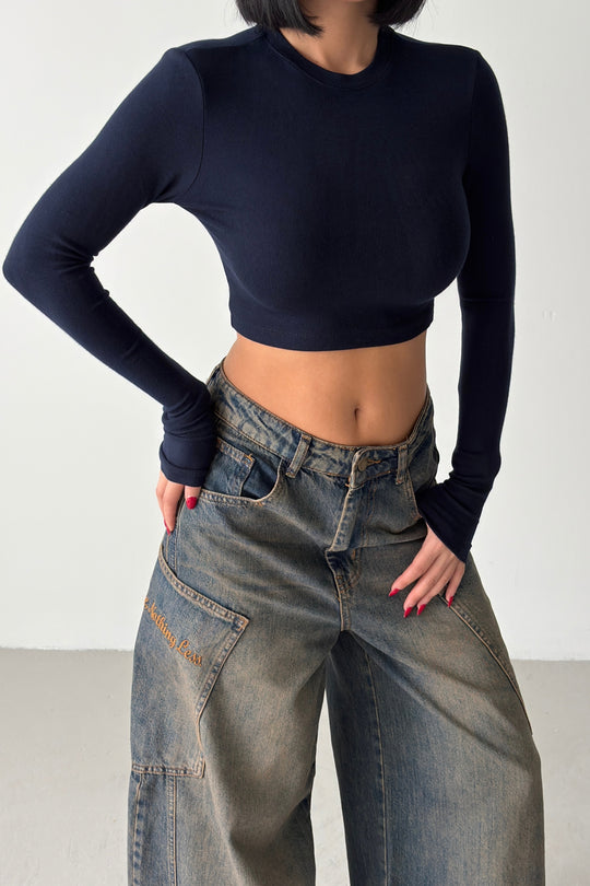 Routines Stretch Longsleeve Crop Top - Navy Blue 4006