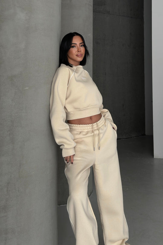 Routines Striped BREATHE Tracksuit - Cream 3846 - ROUTINES