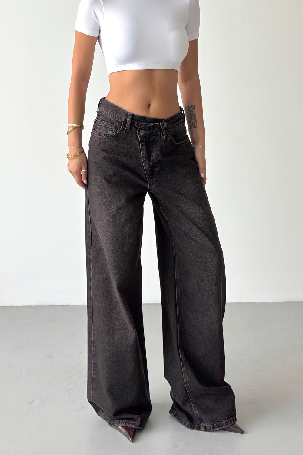 Routines Washed Cross Button Jeans - Vintage Brown 4935