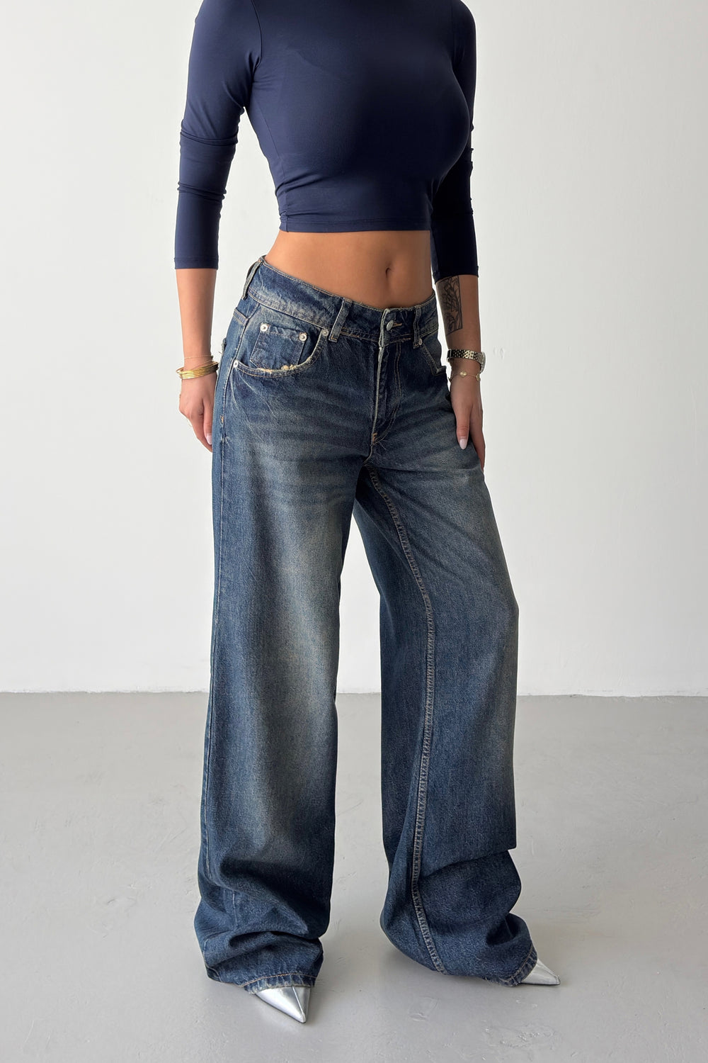 Routines Washed Mid-waist Straight Jeans 1584-1