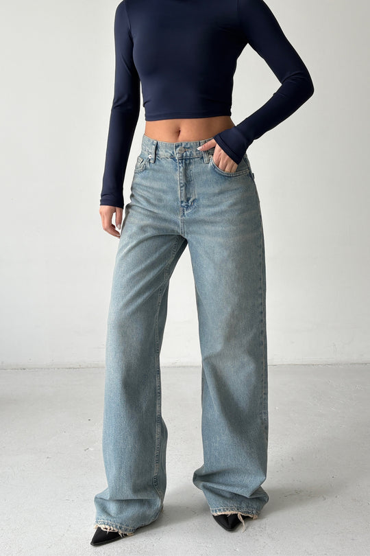 Routines Washed Straight Jeans - Light Blue 3749