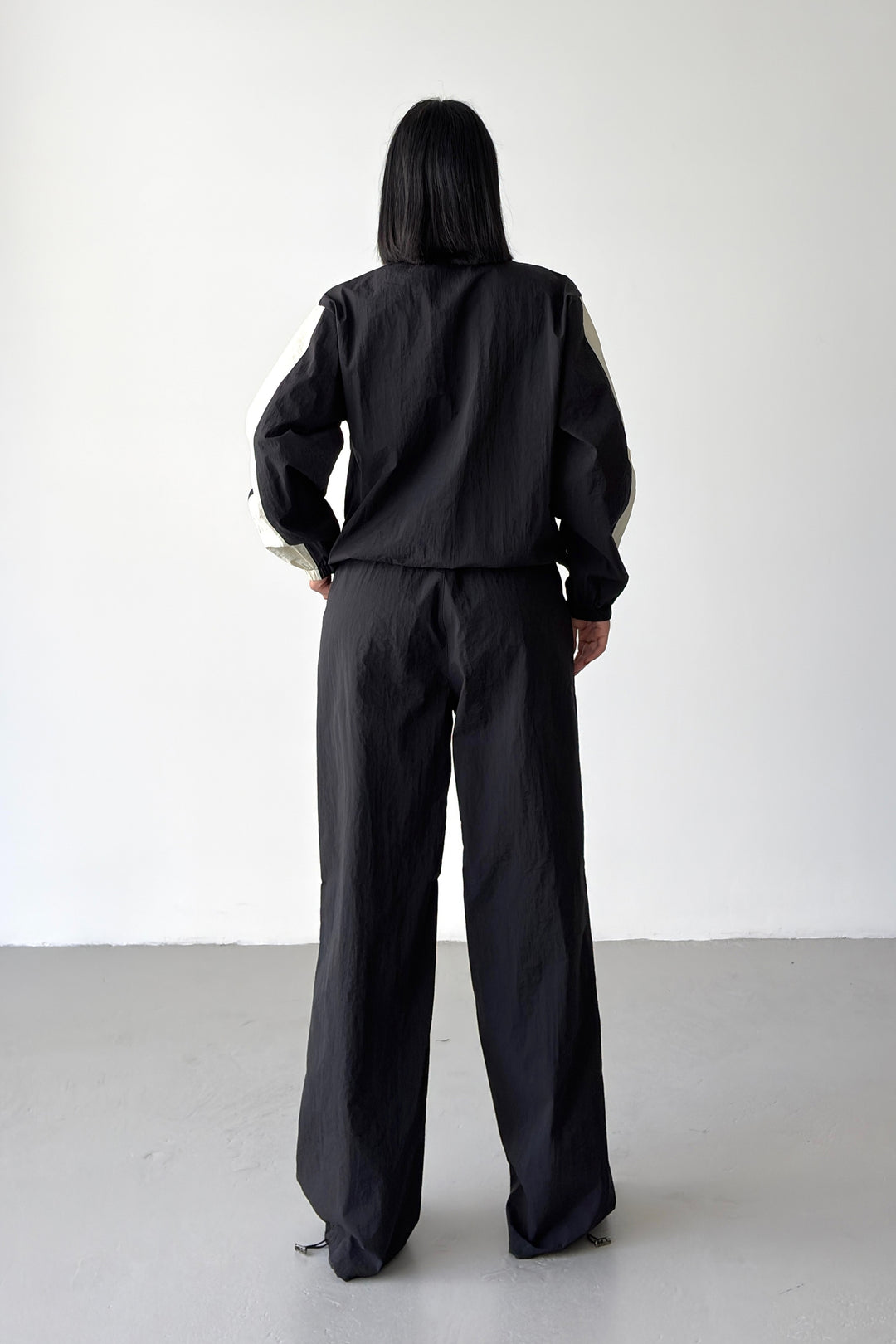 Routines Windbreaker Striped Tracksuit - Black 7011