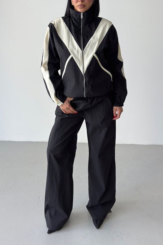 Routines Windbreaker Striped Tracksuit - Black 7011