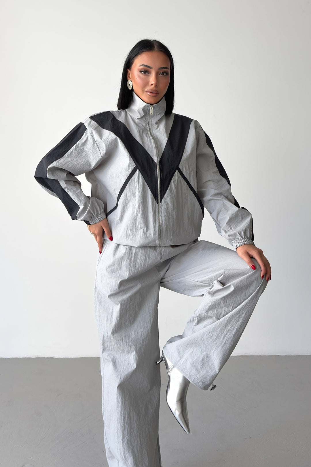 Routines Windbreaker Striped Tracksuit - Grey 7011