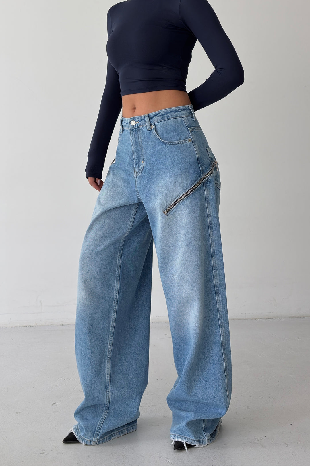 Routines Zippers Detail Baggy Jeans - Mid Blue 3745 Jeans Routines Fashion