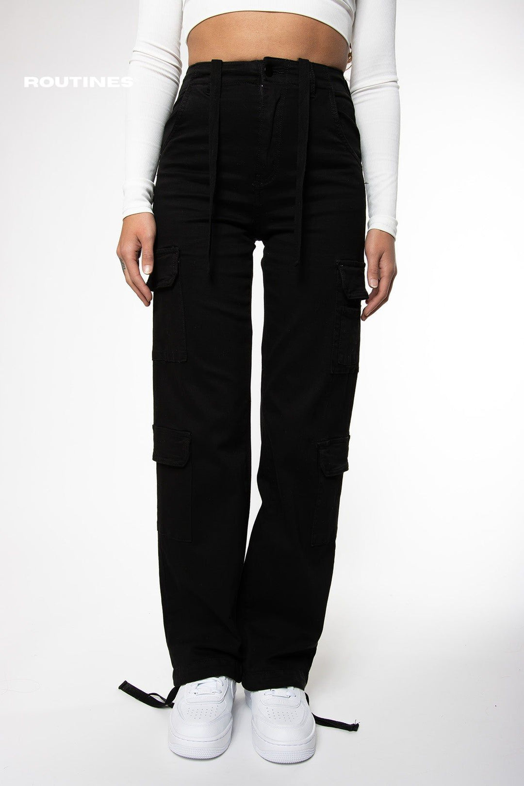 Janesa Stretch Cargo Jeans - Black Jeans Routines Fashion   